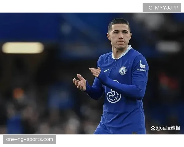 恩佐与加维的中场攻防效率及战术适配性对比分析